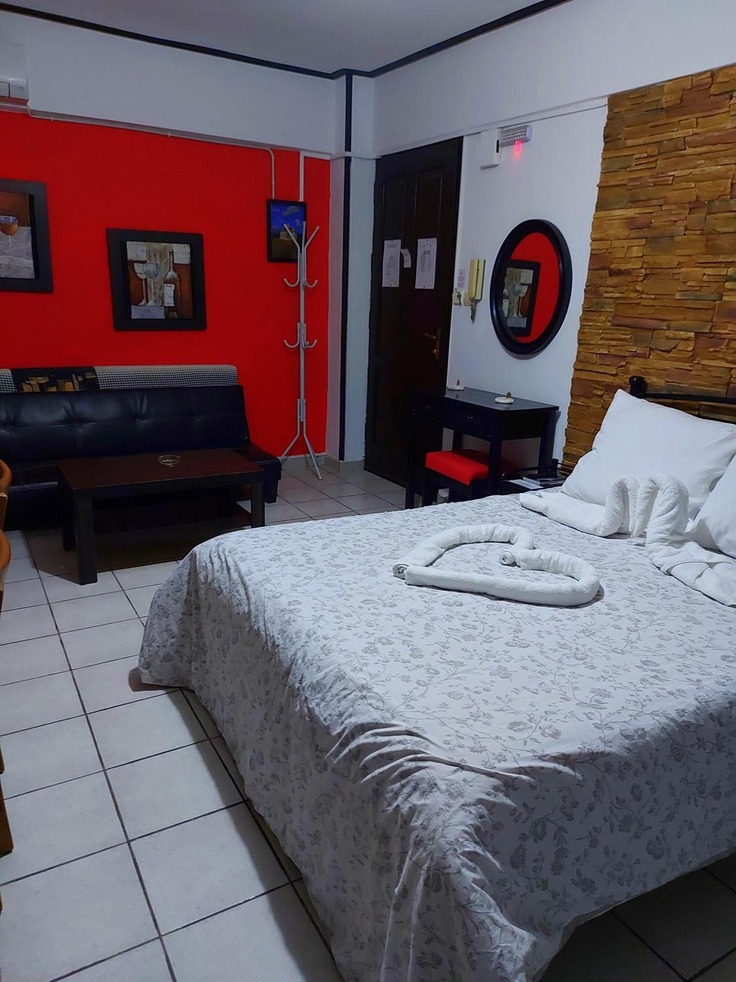 Karlovasi Studios Karlovassi Dış mekan fotoğraf
